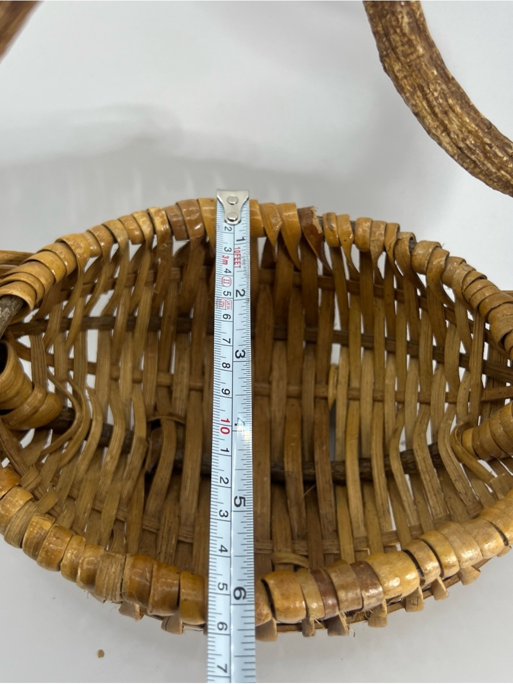 Vintage Small Buttocks Basket Splint Wood Egg Gathering Primitive Twig Handle 8" - Picture 9 of 13